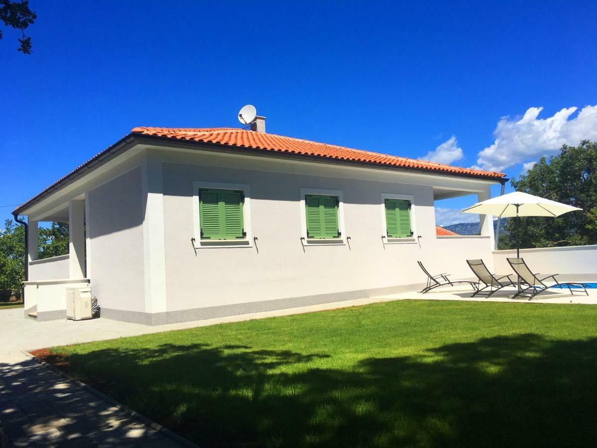 Villa Kvarner ชิโล ภายนอก รูปภาพ